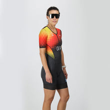 Laden Sie das Bild in den Galerie-Viewer, Zoot/DTU Triathloneinteiler Aero Full Zip Damen