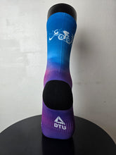 Laden Sie das Bild in den Galerie-Viewer, Zoot/DTU Socken - Blau-Lila