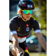 Laden Sie das Bild in den Galerie-Viewer, Castelli/DTU Radtrikot Damen