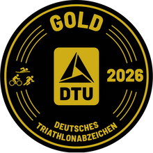 Laden Sie das Bild in den Galerie-Viewer, Deutsches Triathlonabzeichen Gold
