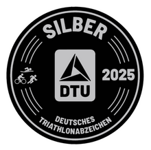 Laden Sie das Bild in den Galerie-Viewer, Deutsches Triathlonabzeichen Silber
