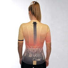 Laden Sie das Bild in den Galerie-Viewer, Zoot/DTU Radtrikot "Tri Earth" Damen
